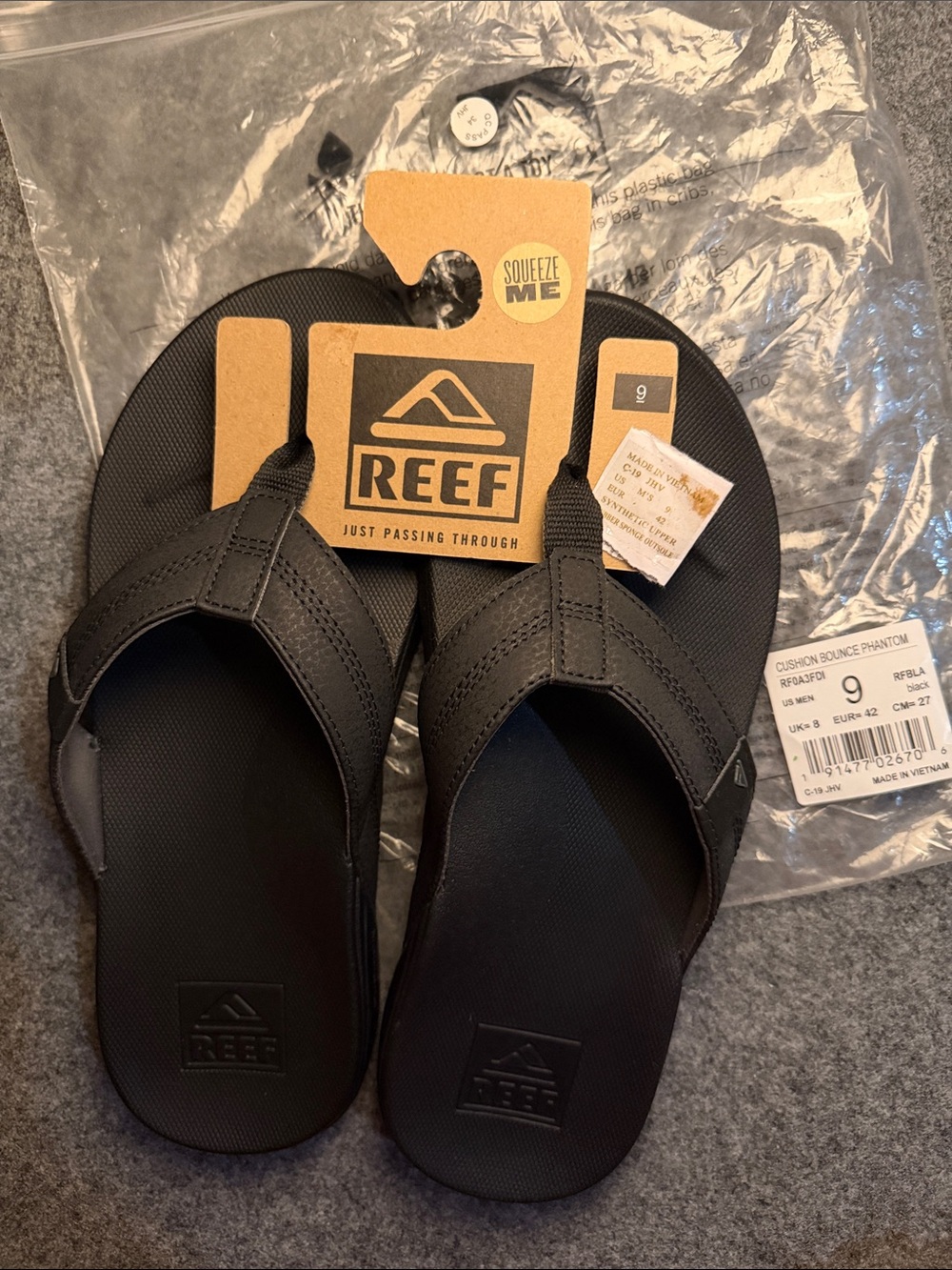 Reef Men’s 9, Black Sandals, Cushion Phantom Flip-Flop & Thong NEW - Picture 11 of 14